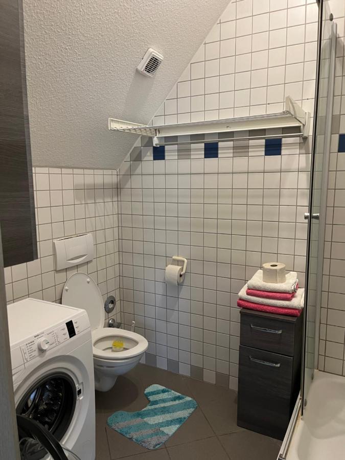 Zimmer Zum Vermieten Direkt An Der Donau Und Am Schloss Neuburg an Der Donau Exteriör bild